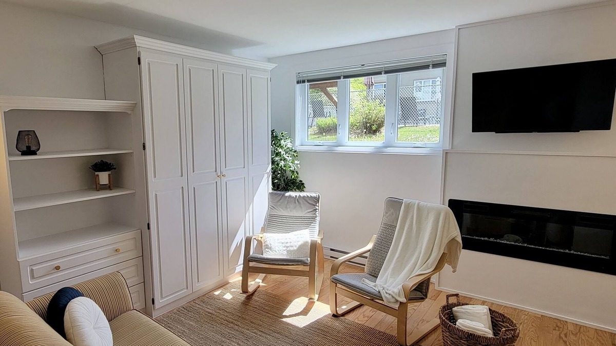 Beaupre Apartment | WESKY | Luxurious condo 🌿