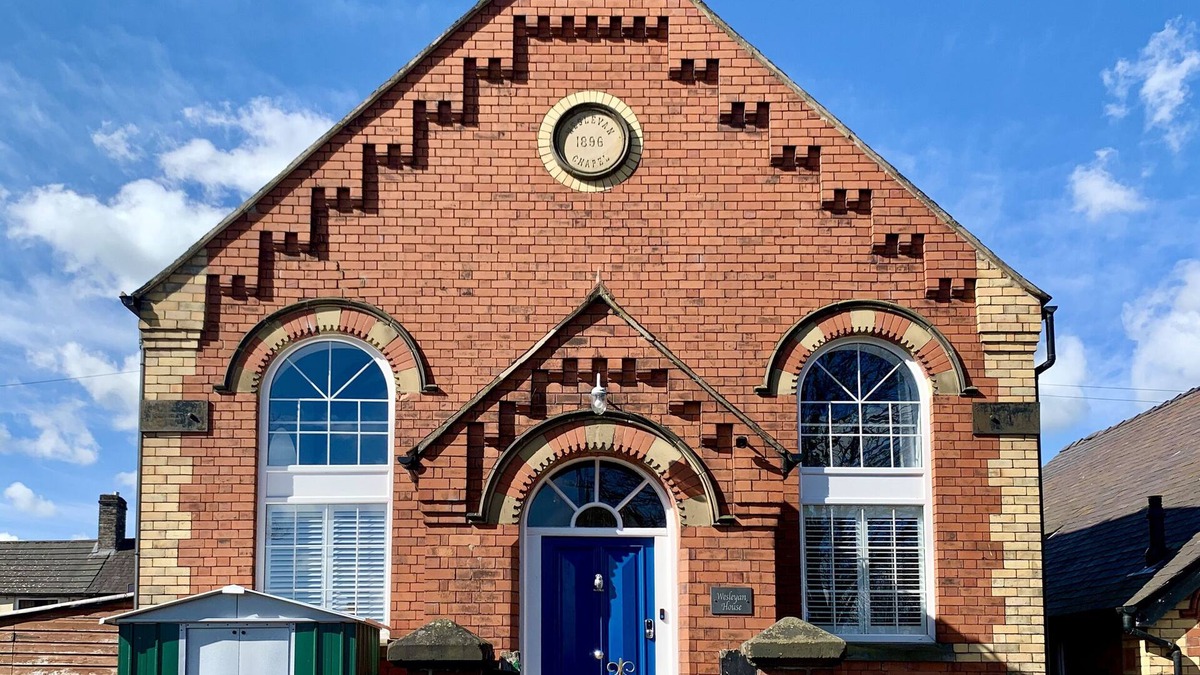 Gobowen Cottage | WESLEYAN HOUSE, pet friendly, character holiday cottage in Gobowen