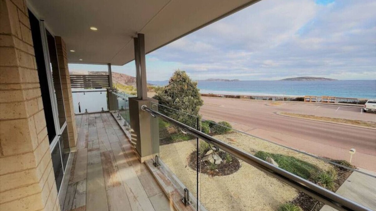 West Beach House | West Beach House Esperance