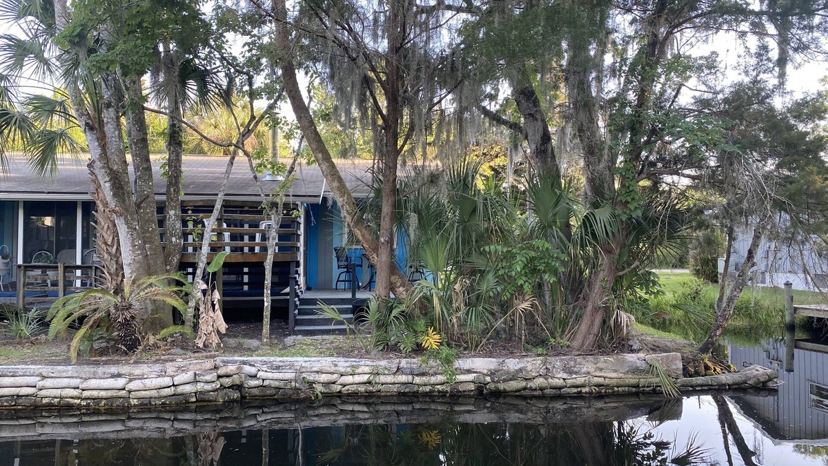 Homosassa House | West Creek in Old Homosassa across from the Freezer