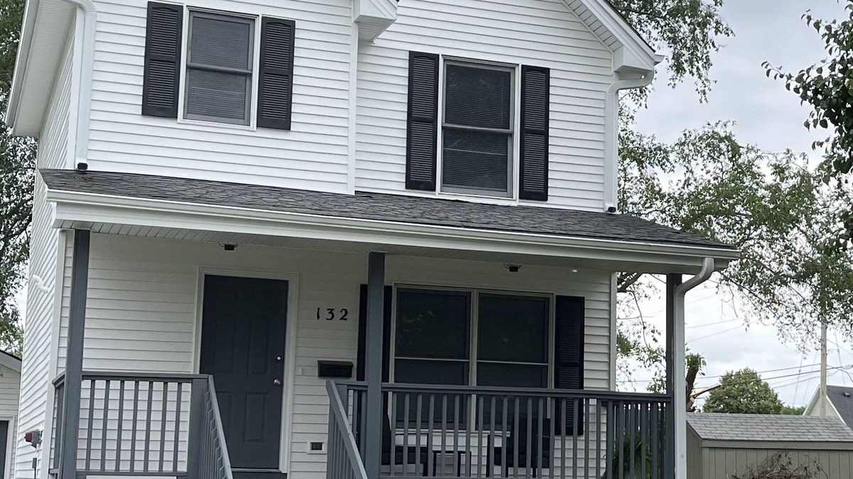 West Des Moines House | West Des Moines Bungalow