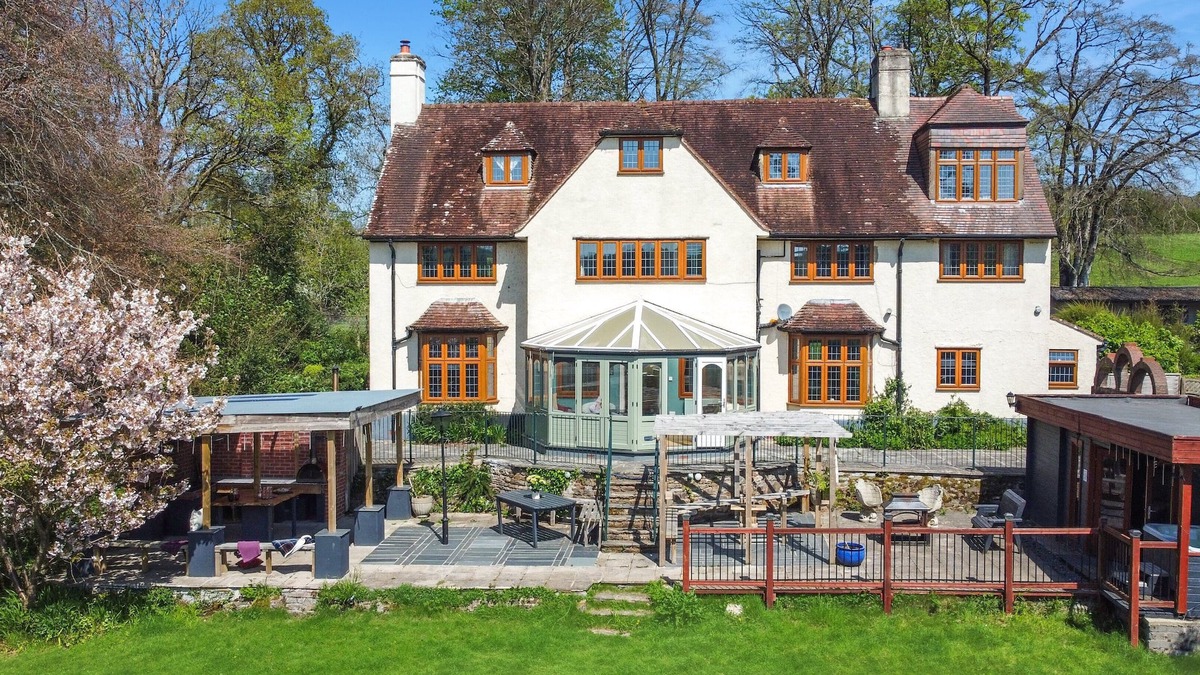 South Molton House | West Down Country House, South Molton