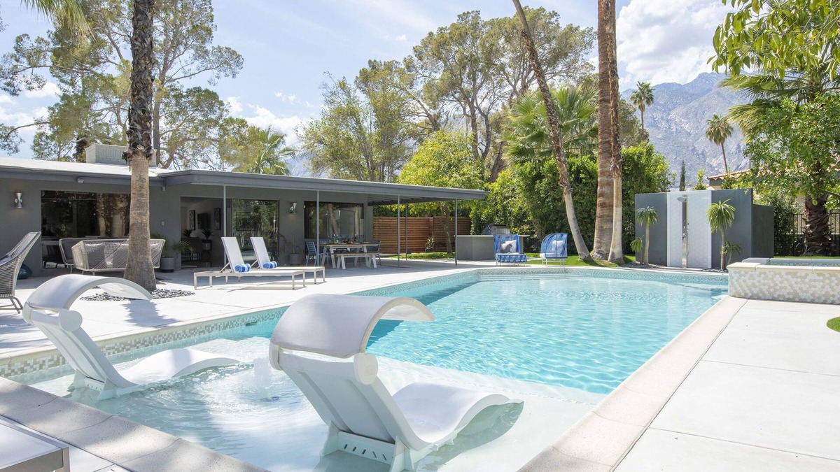 El Mirador House | West Elm House 2019: The Seven-Eighty - Stunning 4 Bedroom Estate