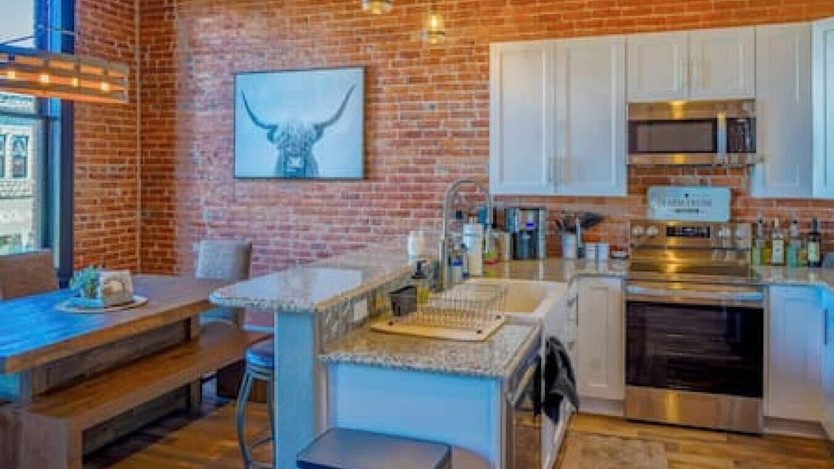 Baker City Apartment | West Empire Theatre Loft