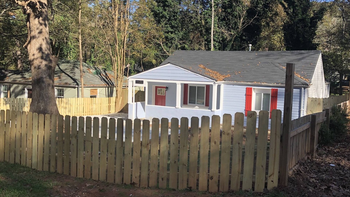 Atlanta House | West End Atlanta Hideout getaway! Privacy is KEY ! Close to everything