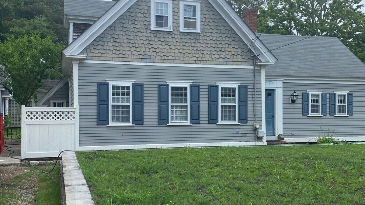 West Harwich House | West Harwich- Cozy Cape House walking distance to Dennis Port & Bell's Neck path