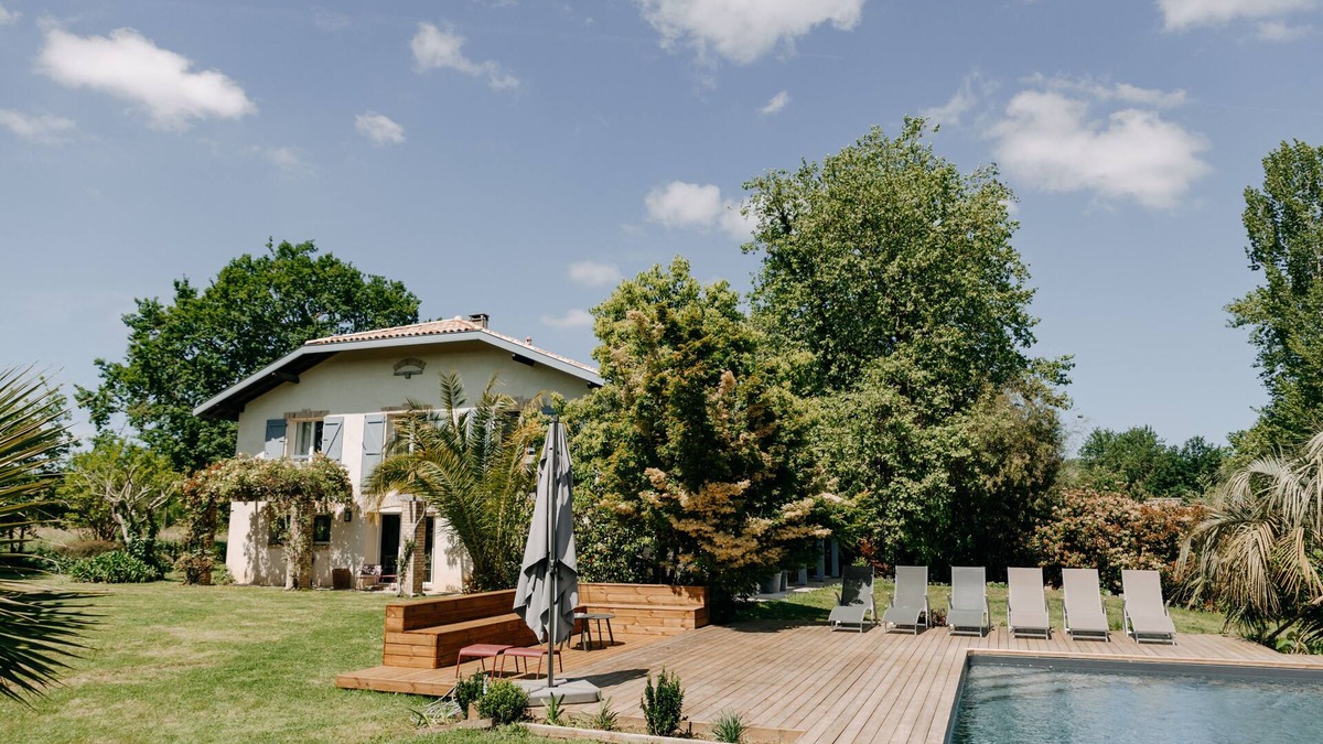 Biaudos Villa | West House