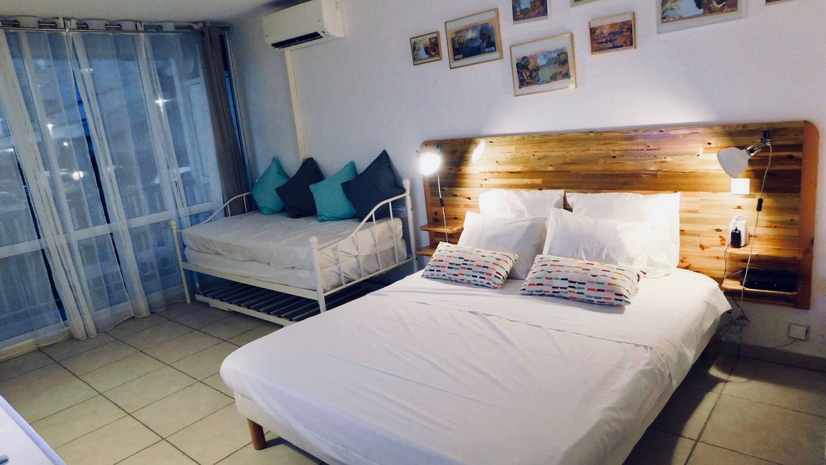 Pointe de la verdure Apartment | West-indies studio with direct access to the beach