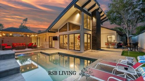Irving House | West Irving Palace Miami Style