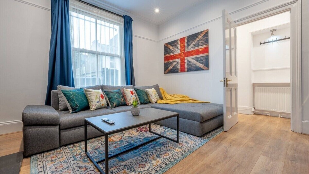 Acton House | West London Period Home