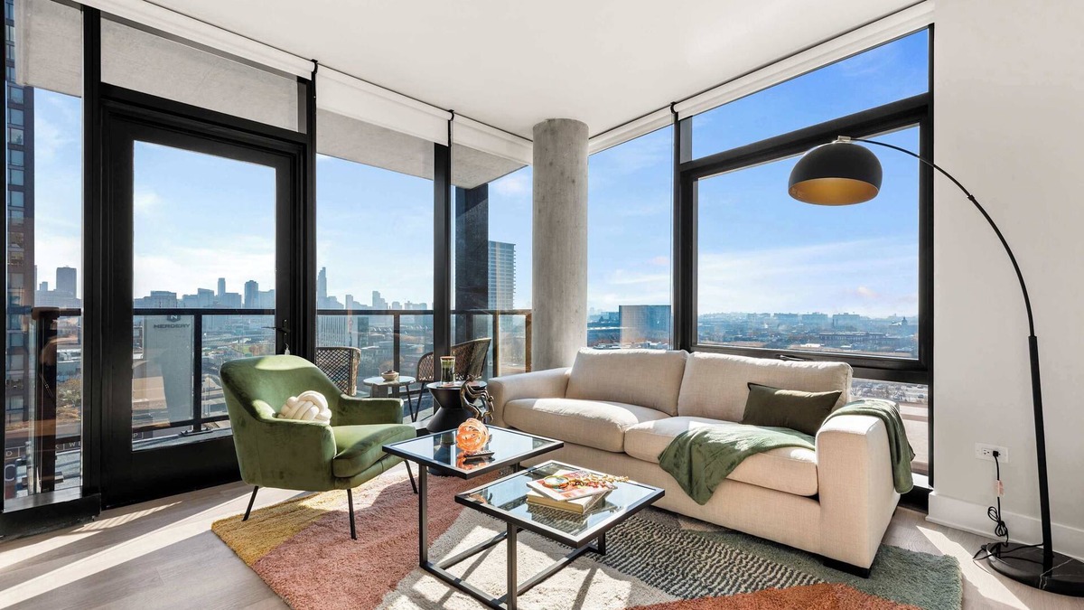 West Loop Apartment | West Loop Scenic Views + Private Balcony Retreat