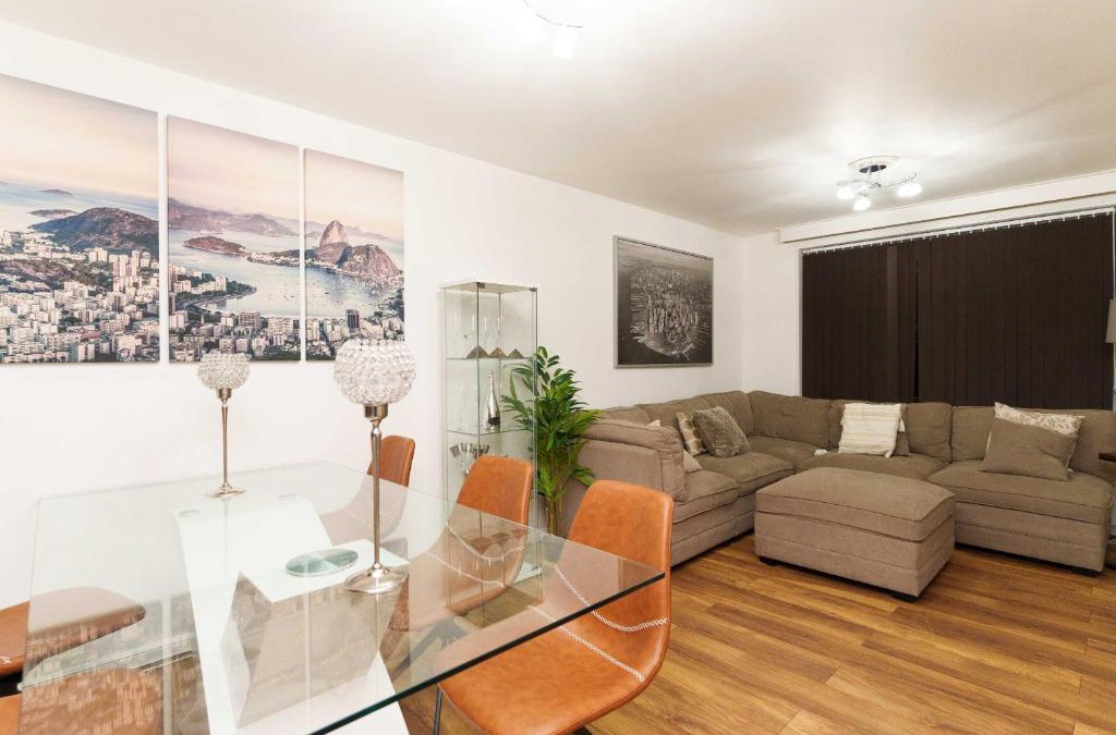 Chapeltown House | West Park House