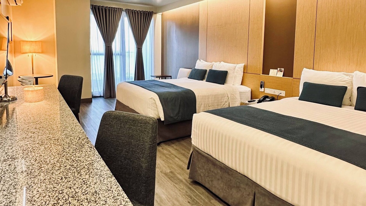 Koror Hotel | West Plaza Hotel at Lebuu Street