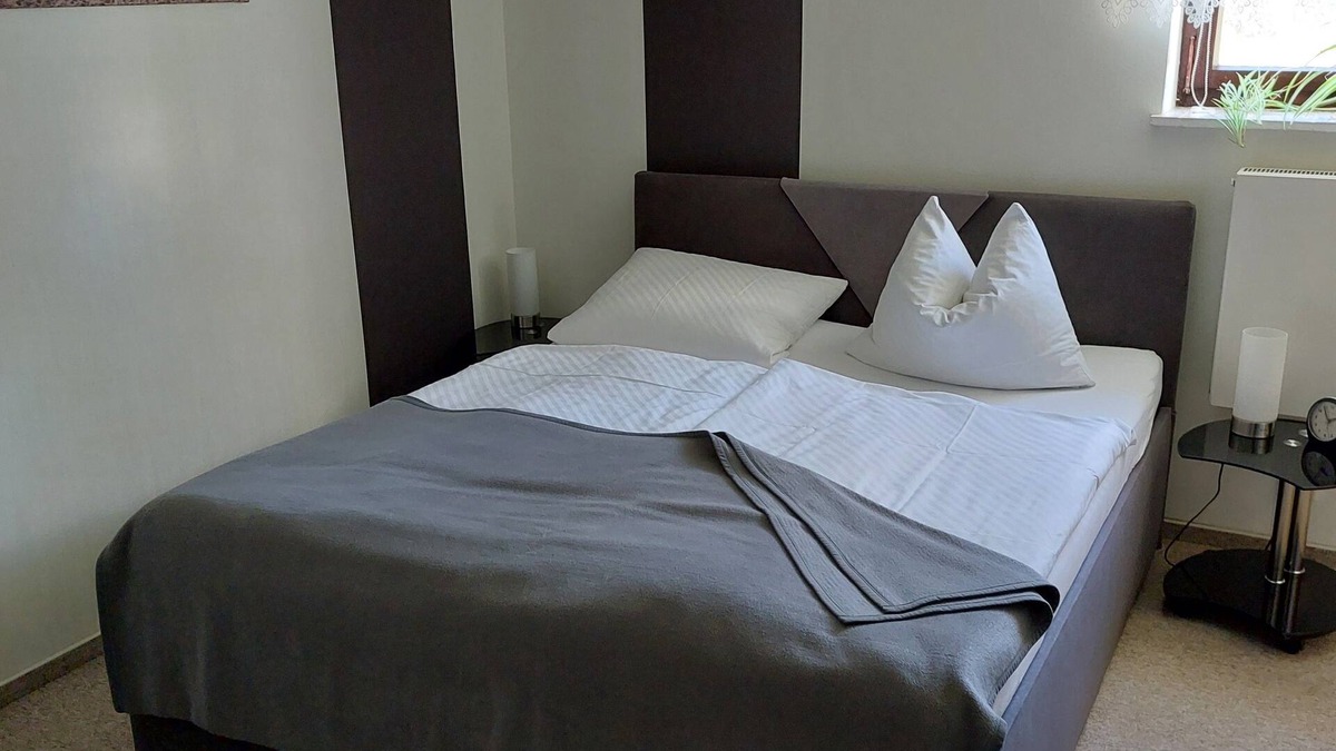 Klausdorf Apartment | West room - Pension Storchennest