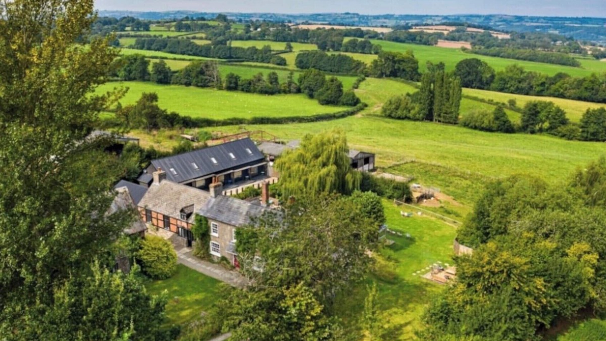 Westbrook Court Other | Westbrook Court Hay on Wye HOT TUB! For Groups/Families (21 adults + 5 kids)