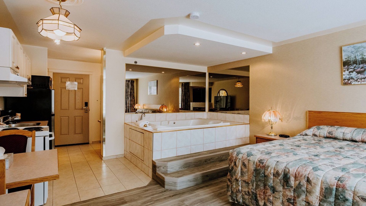 Red Deer Hotel | Western Budget Plus Red Deer East