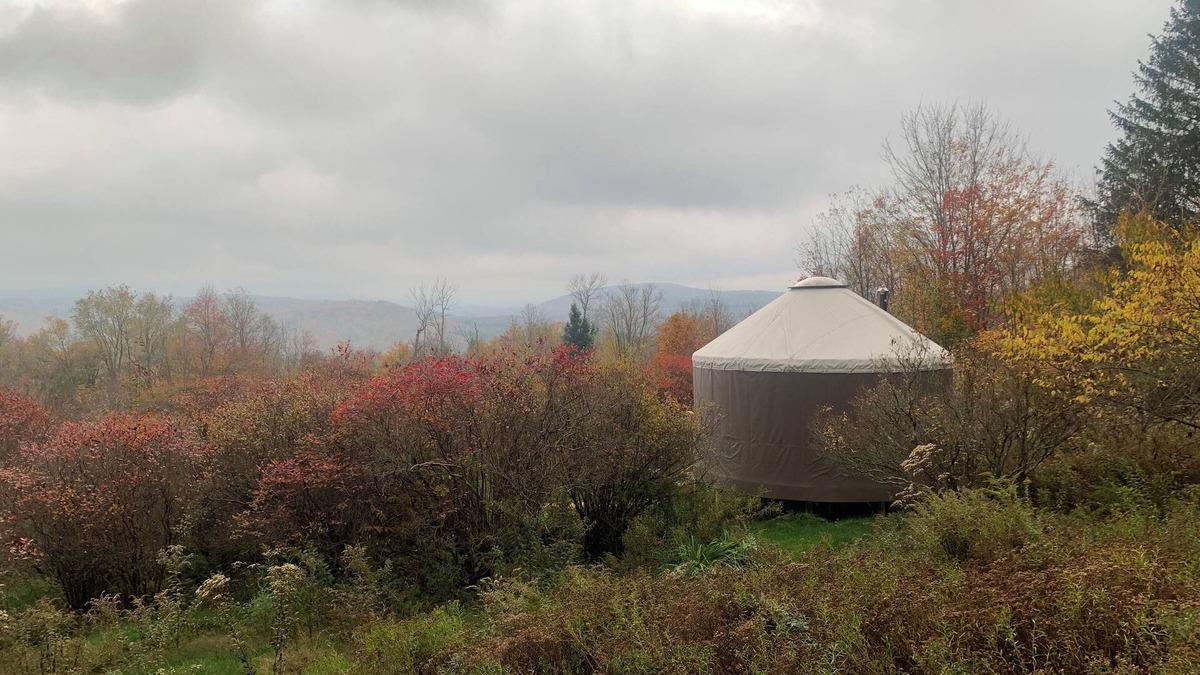 Livingston Manor Ski Chalet | western Catskills YURT