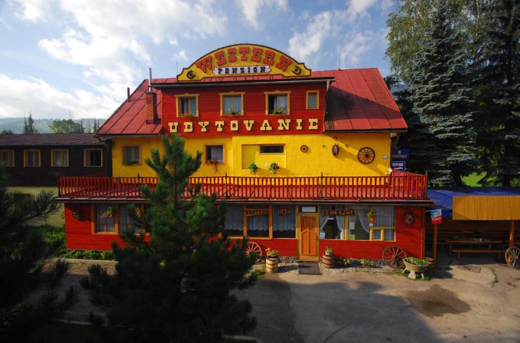 Ruzomberok House | Western Penzion
