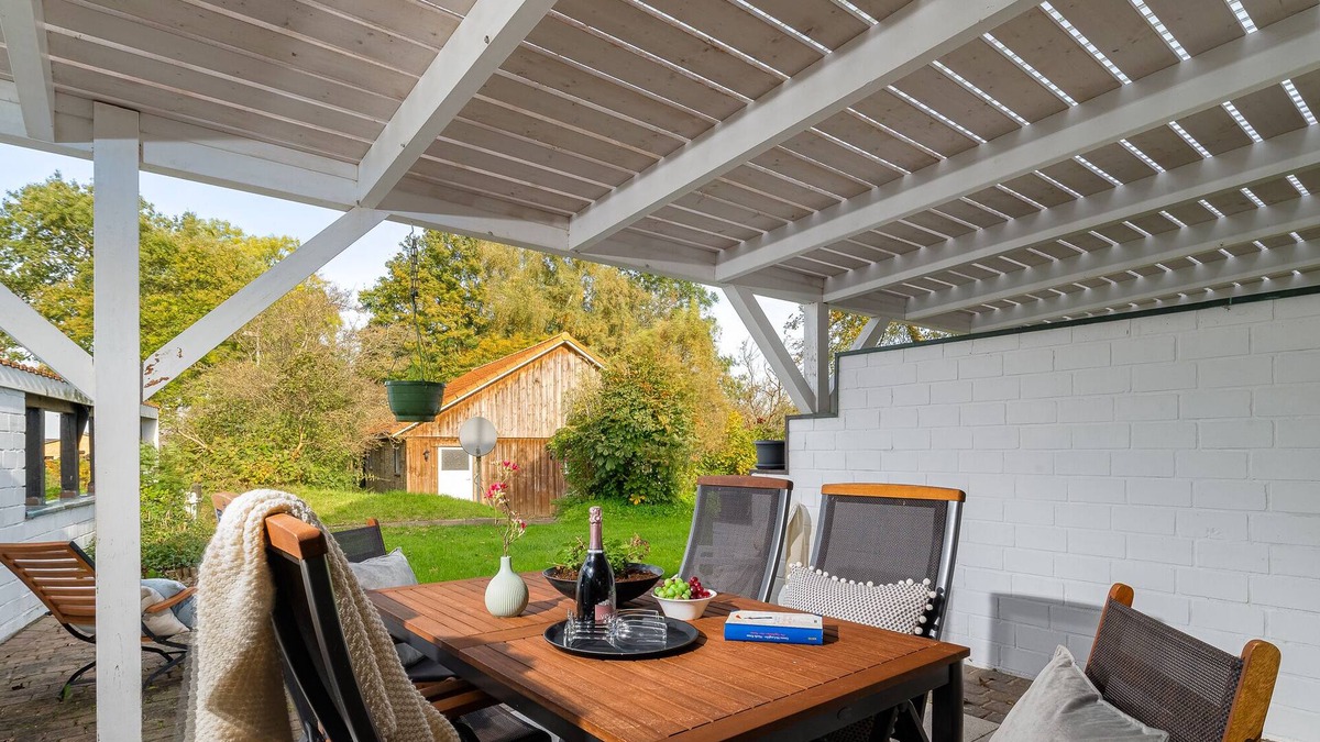 Delve Apartment | Westerweide - terrace, fitness room, dogs allowed