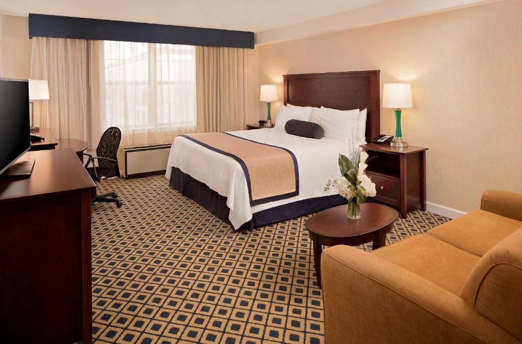 Westford Hotel | Westford Regency Inn & Conference Center