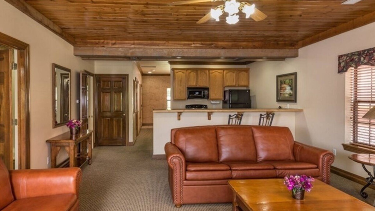 Branson Condo | Westgate Branson Woods for Veterans Day week in this great 2BR Condo