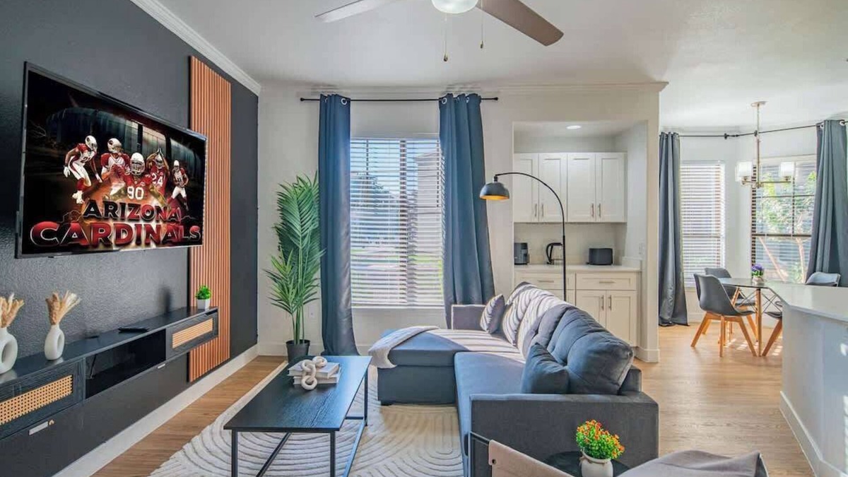 Glendale Sports and Entertainment District Apartment | Westgate District Stay | Pool, Gym, Parking & W/D