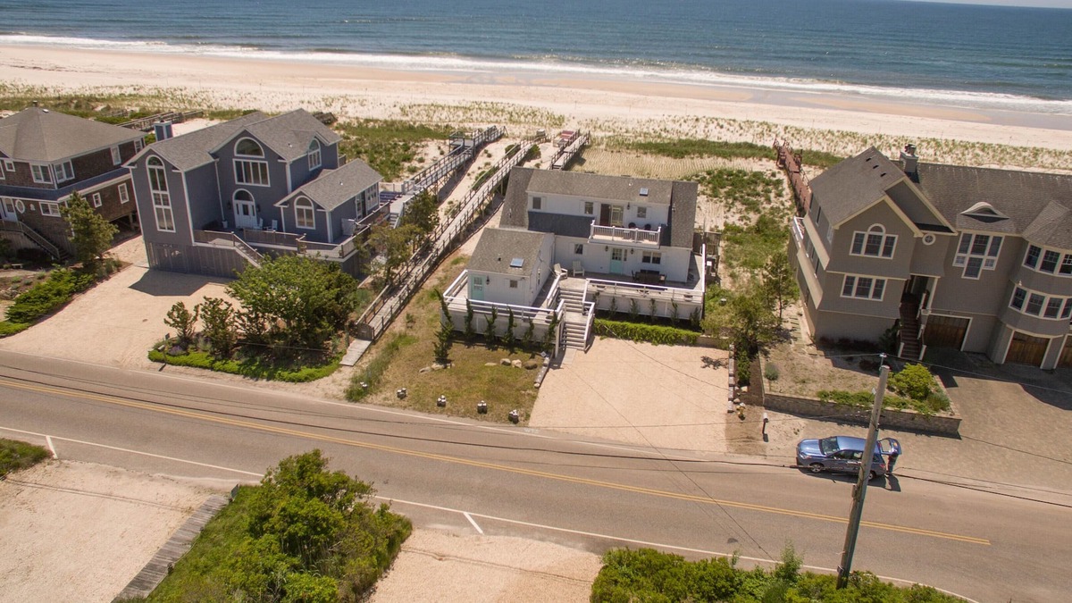 West Hampton Dunes House | Westhampton Beach Oceanfront, 4 Bedrooms, Pool. Super Clean. Relax and Chill.