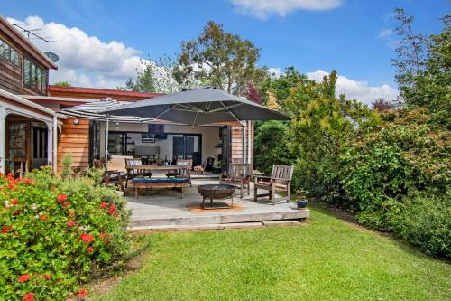 Paparoa House | Westhay Stables - Paparoa Holiday Home
