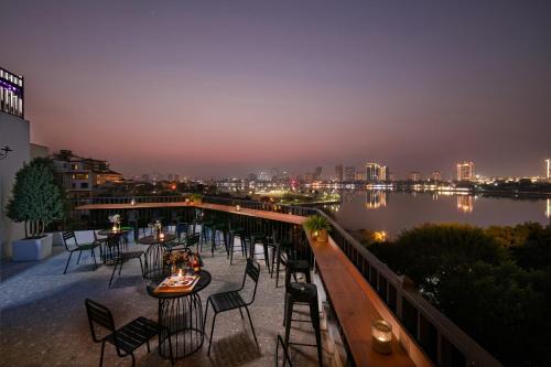 Quang An Hotel | Westlake Pearl Apartment - Hotel & Pearl Spa
