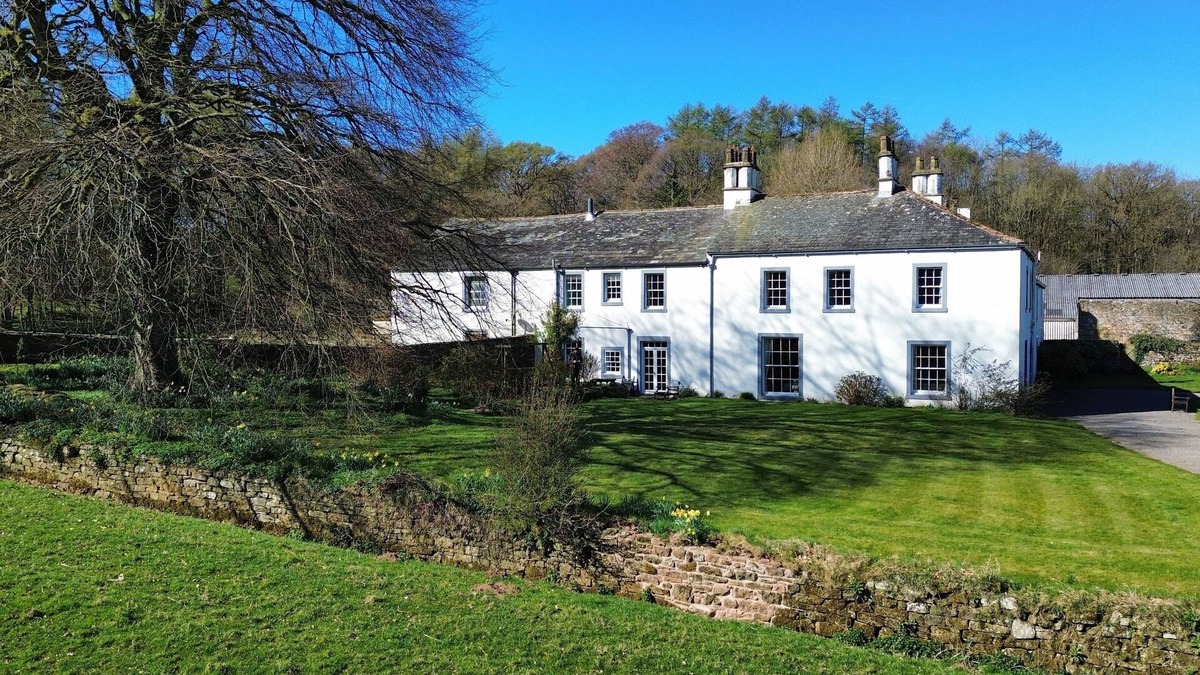 Westward Cottage | WESTWARD PARK, pet friendly, character holiday cottage in Wigton