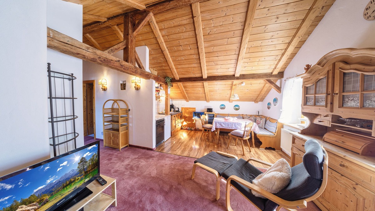 Wallgau Ski Chalet | Wetterstein, 2 balconies, Grander water