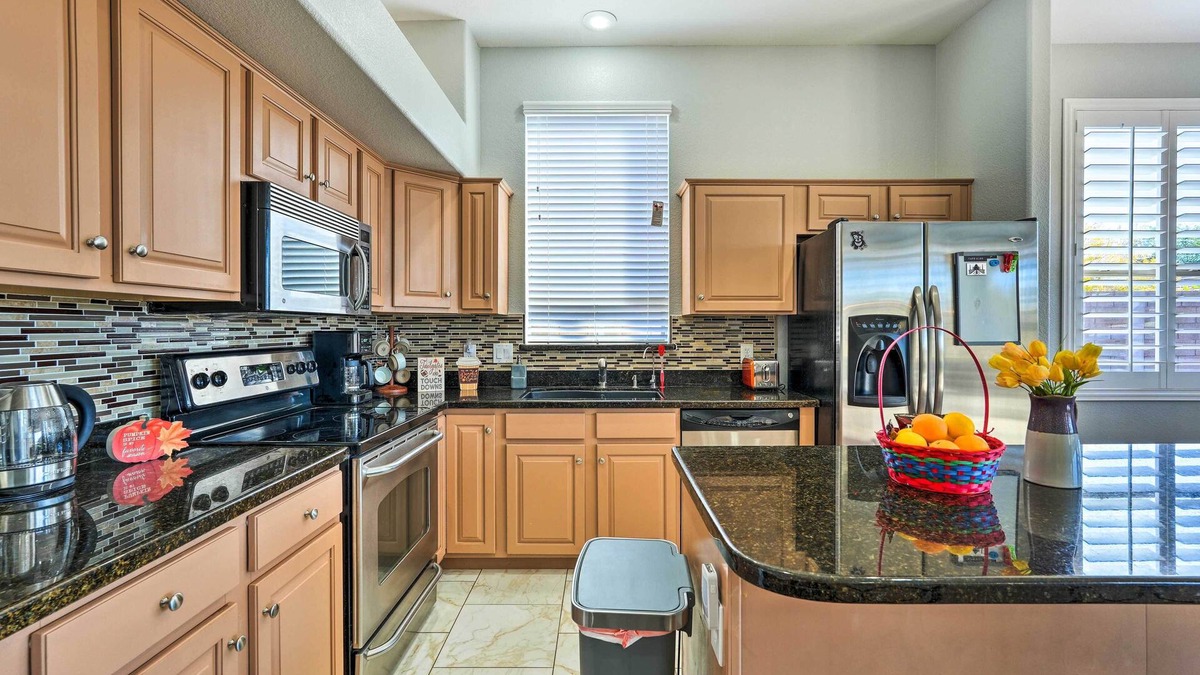 Ridgecrest House | WFH-Friendly Scottsdale Home: Grill & Yard!