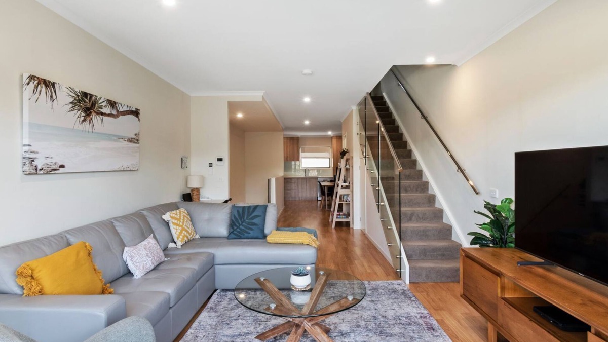 North Batemans Bay Apartment | Wharf at North Batemans