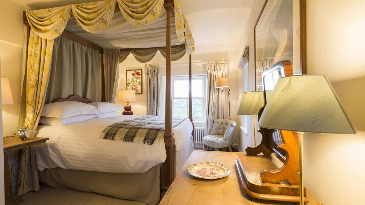 Burnsall Cottage | Wharfe View Cottage, Bolton Abbey Estate