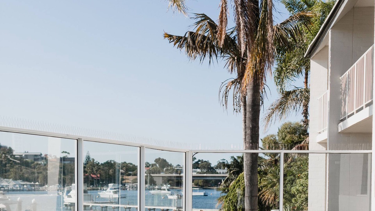 North Fremantle Apartment | WHAT A VIEW! One Bedroom Apartment