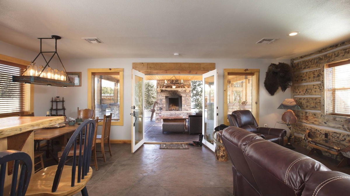 Williams Cabin | Wheel House Getaway Cabin.