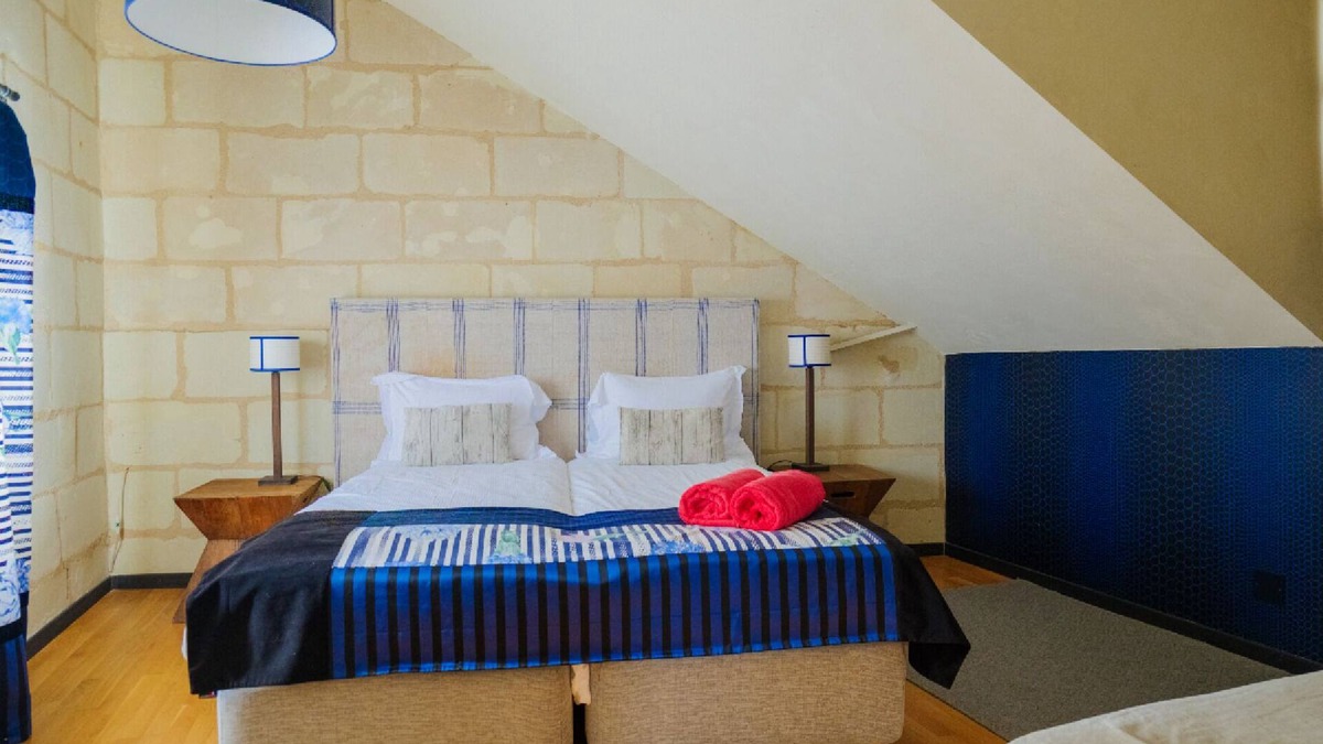 Candes-Saint-Martin House | When heritage, art and well-being meet