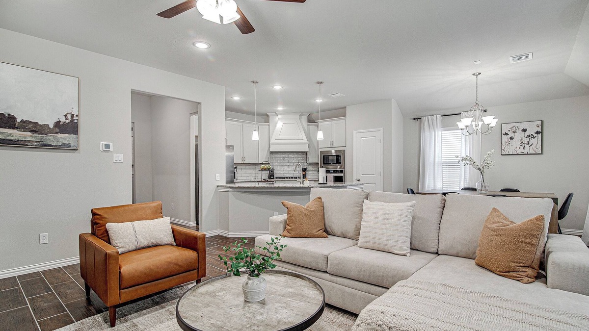 Burleson House | Where Comfort Meets Convenience
