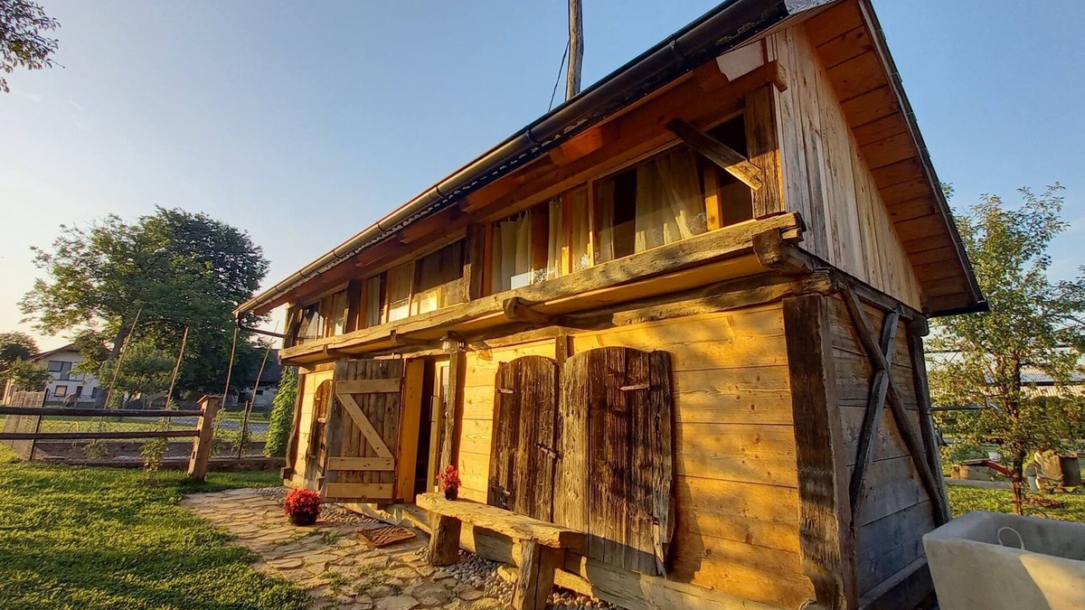 Metlika Apartment | Where it once was a place for pigs, now you can enjoy in peace and comfort.
