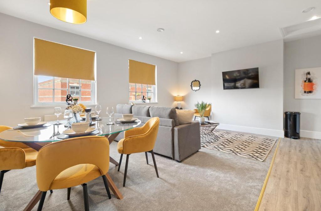 Worcester Apartment | WhiskAwayStays - Victoria House - Apartment 6
