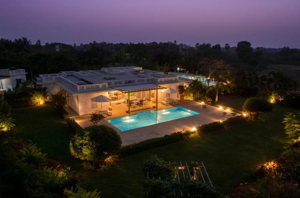 Awas Villa | Whispering Palms by StayVista - Pool-view villa with Boutique interiors, Terrace & Lawn