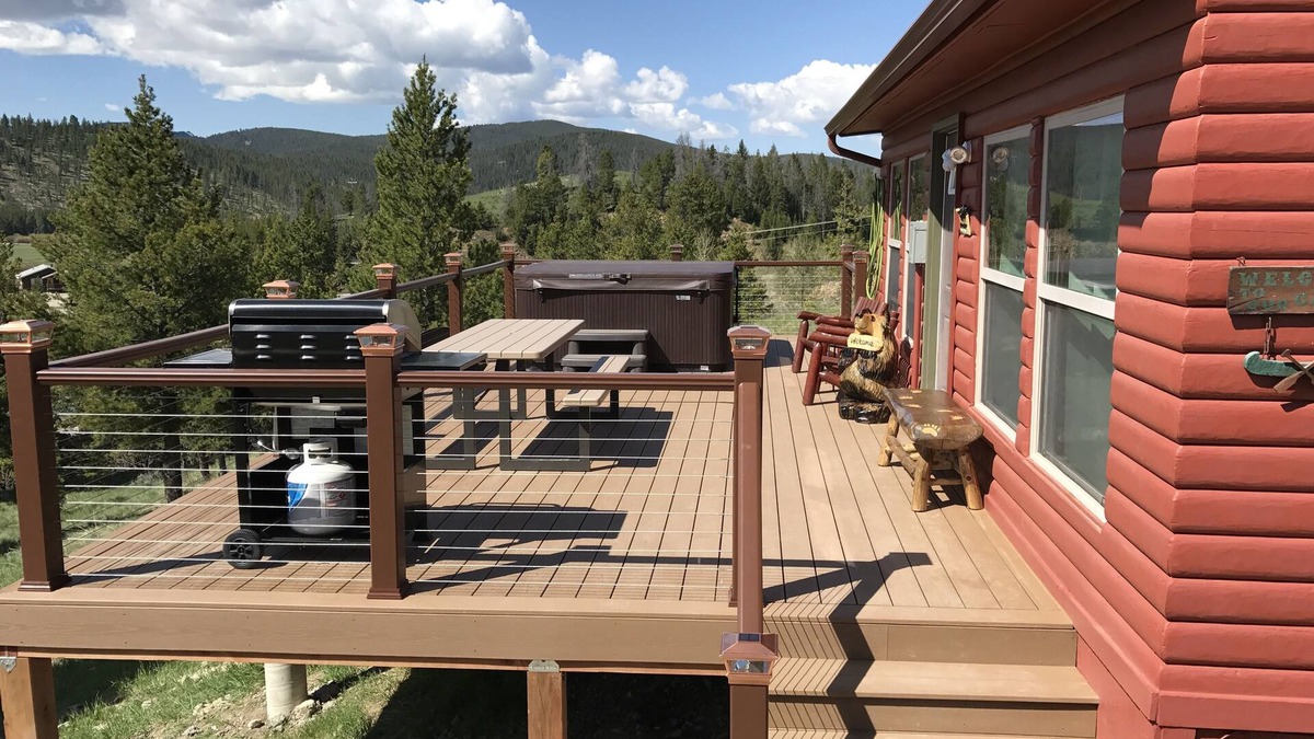Georgetown Cabin | Whispering Pines Guest Cabin At Georgetown Lake - Family & Pet Friendly, Hot Tub