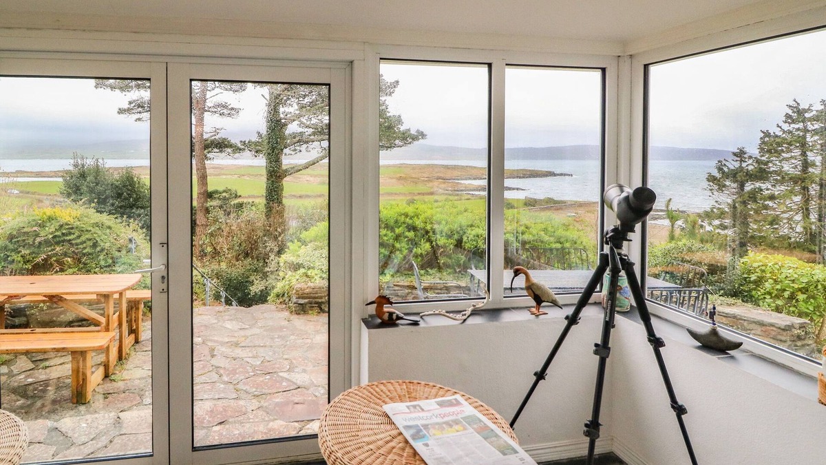 Ahakista Cottage | Whispering Pines