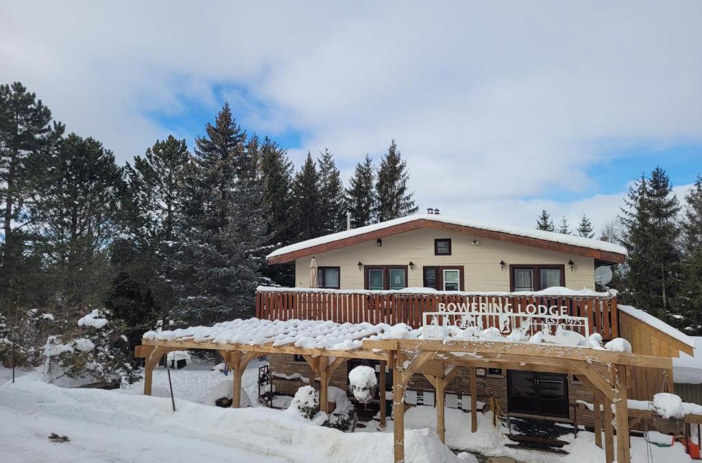 The Blue Mountains Apartment | Whispering Pines Suite at The Bowering Lodge