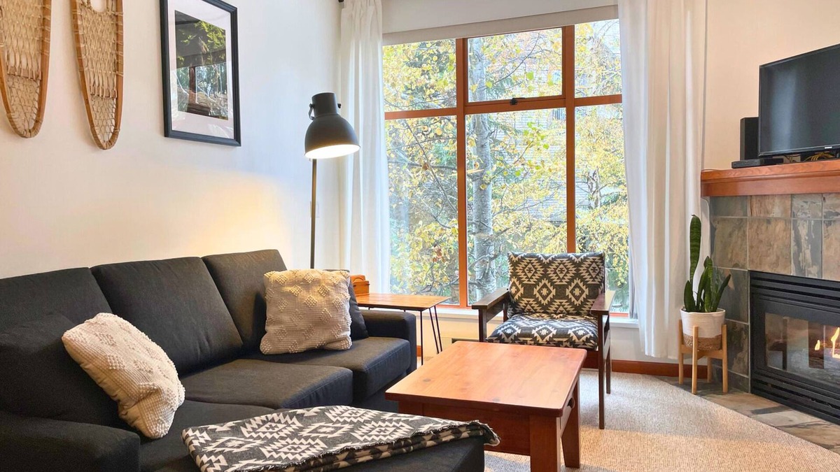 Village North House | Whistler Village Townhouse–2BD/2BA Walk to Lifts, w/Pool, HotTub + Free Parking