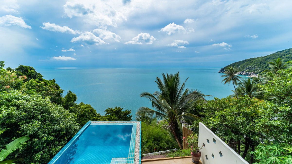 Baan Tai Villa | White Azure Villa 2