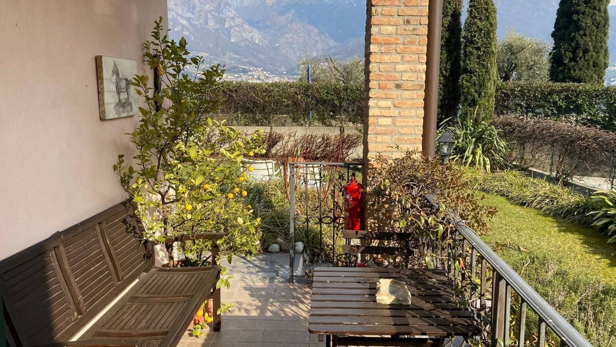 Oliveto Lario Apartment | White Beach House - App 2