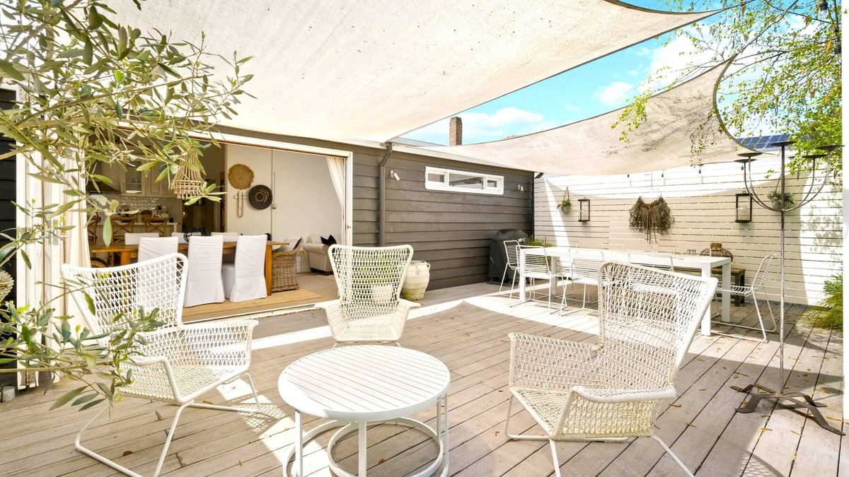 Orange House | 'White Birch' - Sophisticated 4 Bedroom Heritage Home