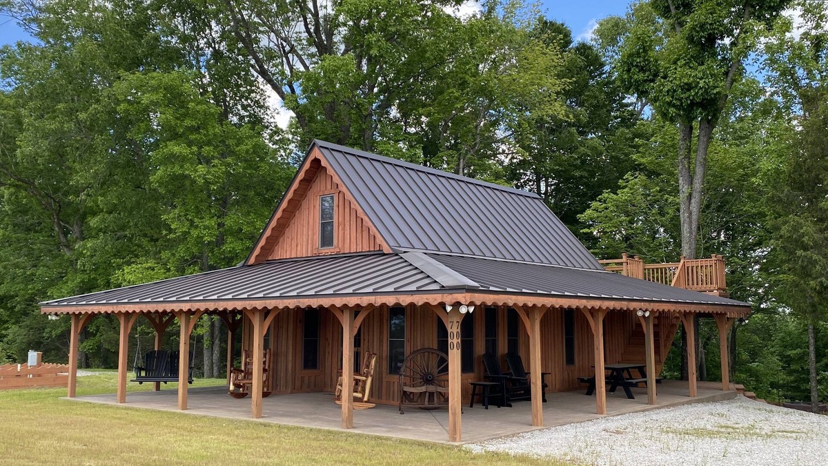 Penrod Cabin | White Bluff Cabin overlooking Lake Malone