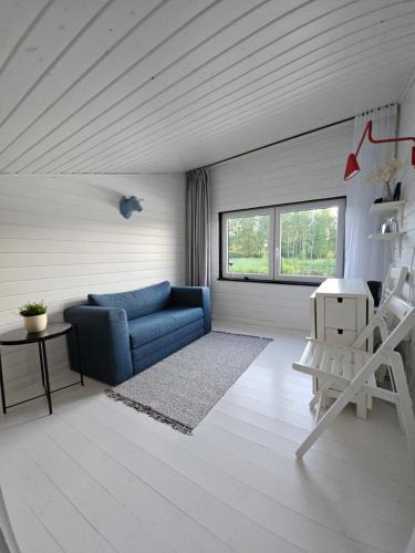 Aluksne Apartment | White boat house Aluksne